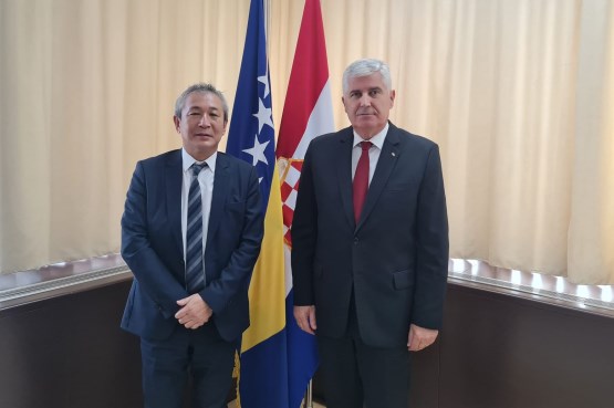 Zamjenik predsjedatelja Doma naroda dr. Dragan Čović održao nastupni sastanak s veleposlanikom Japana u BiH 